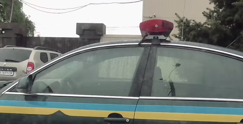 Как ГАИ Харькова патрульный автомобиль потеряла